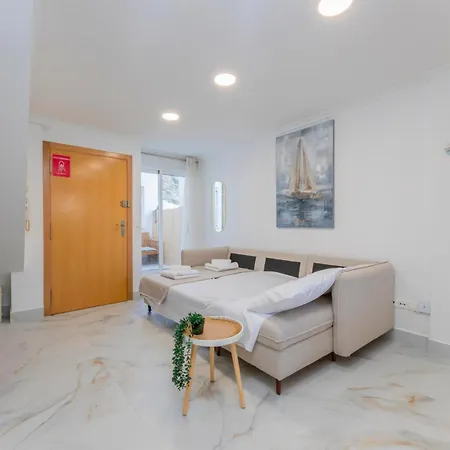 Modern And Cozy Loft Double Terrace And * كولرا
